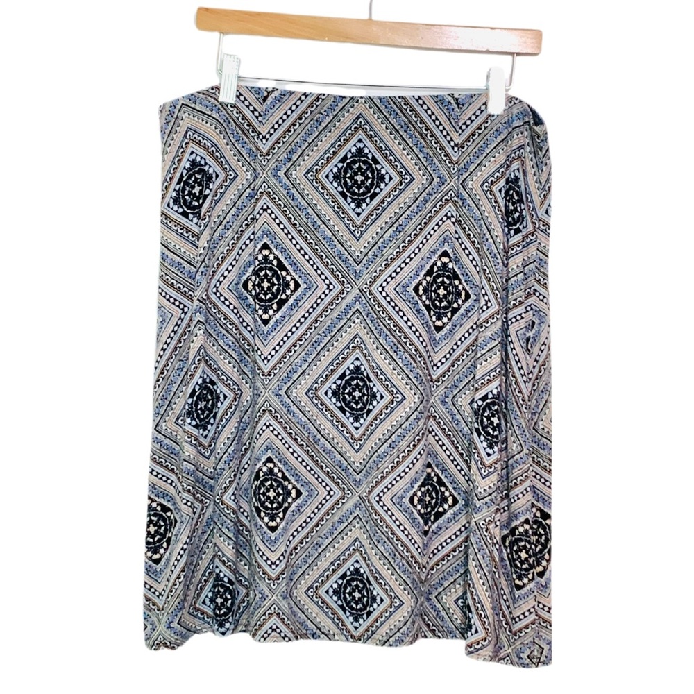 J. Jill Geometric Patterned Jersey Knit Skirt Size Medium Casual Comfort